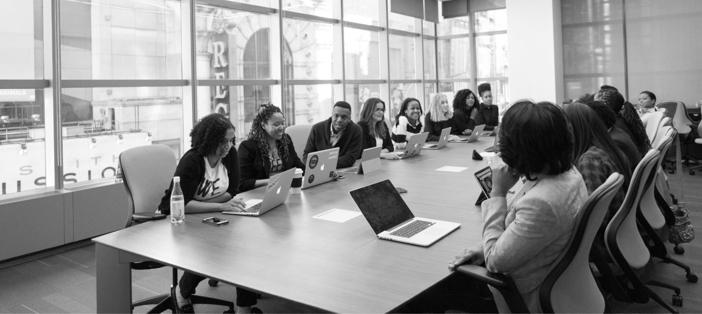 Symbolbild einer AI-Literacy Schulung durch Ademir Mustic